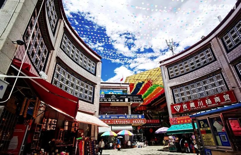 1791528793309 - 旅行杂谈 文化历史 民俗人文 交通贴士 在野 去没有天花板的地方