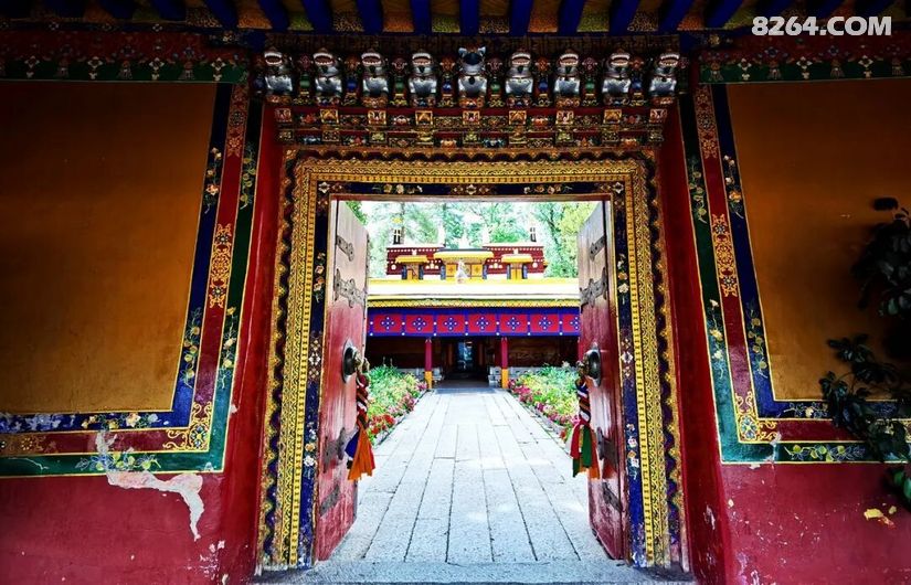1791528900637 - 旅行杂谈 文化历史 民俗人文 交通贴士 在野 去没有天花板的地方
