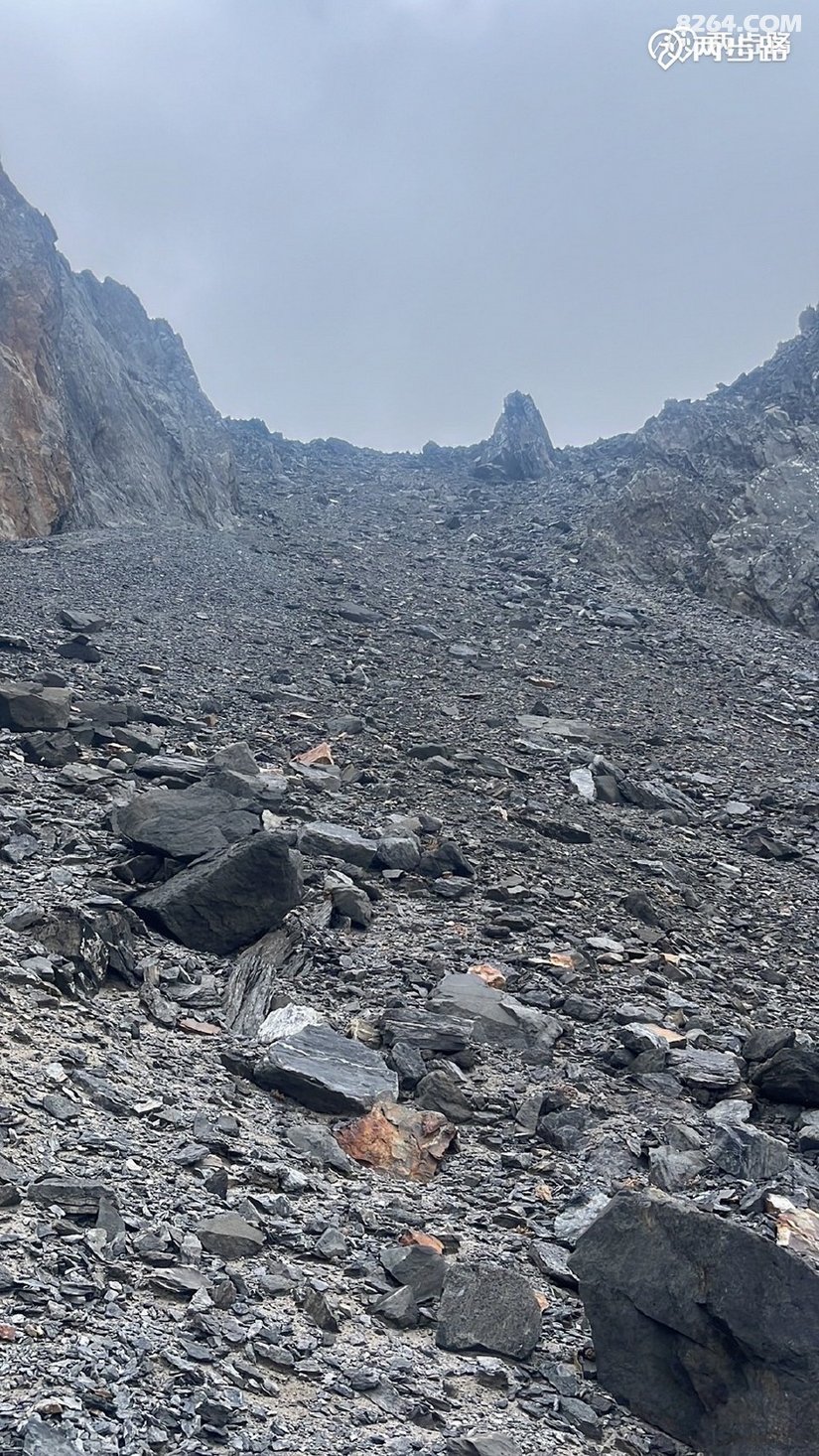 1791604592833 - 徒步登山 穿越攀岩 雪山步道 户外路线 在野 去没有天花板的地方