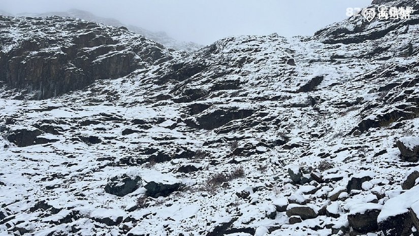 1791604608786 - 徒步登山 穿越攀岩 雪山步道 户外路线 在野 去没有天花板的地方