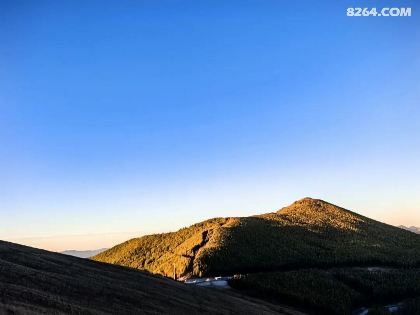 1791614395993 - 徒步登山 穿越攀岩 雪山步道 户外路线 在野 去没有天花板的地方