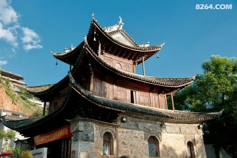 1791870444721 - 旅行杂谈 文化历史 民俗人文 交通贴士 在野 去没有天花板的地方