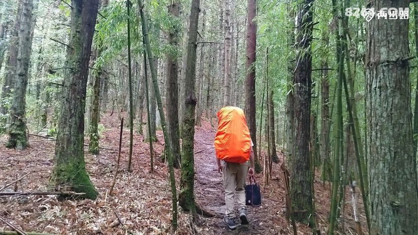 1791947789508 - 徒步登山 穿越攀岩 雪山步道 户外路线 在野 去没有天花板的地方