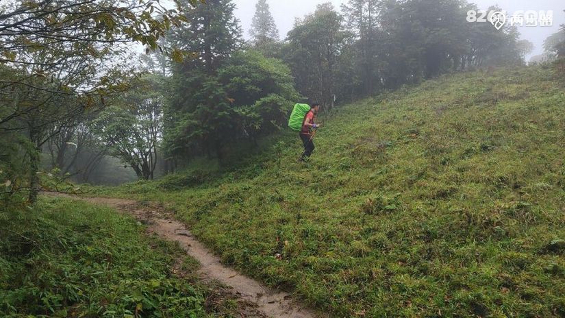 1791947790508 - 徒步登山 穿越攀岩 雪山步道 户外路线 在野 去没有天花板的地方