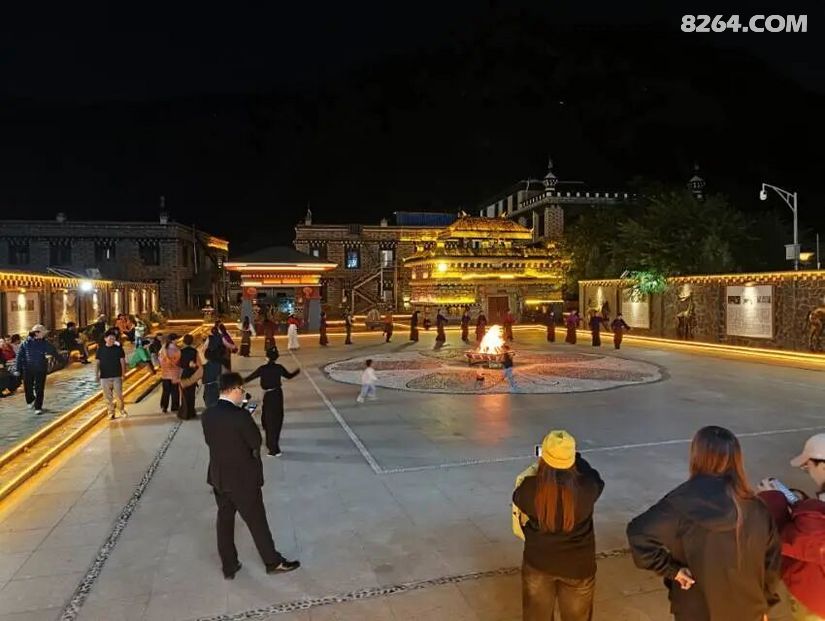 1792040842478 - 旅行杂谈 文化历史 民俗人文 交通贴士 在野 去没有天花板的地方