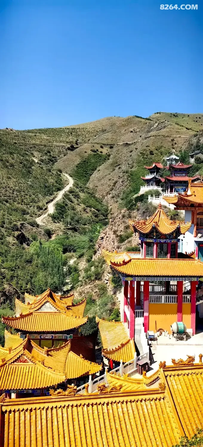 1792042927215 - 旅行杂谈 文化历史 民俗人文 交通贴士 在野 去没有天花板的地方