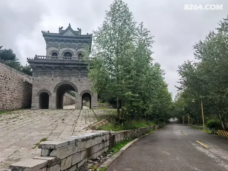 1792047217451 - 旅行杂谈 文化历史 民俗人文 交通贴士 在野 去没有天花板的地方