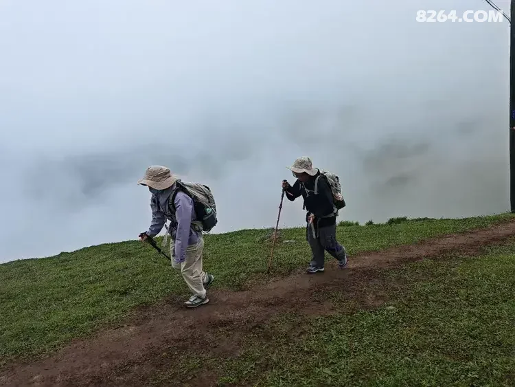 1792047224112 - 旅行杂谈 文化历史 民俗人文 交通贴士 在野 去没有天花板的地方