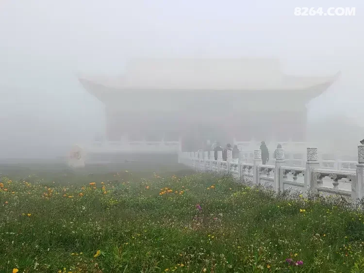 1792047231694 - 旅行杂谈 文化历史 民俗人文 交通贴士 在野 去没有天花板的地方