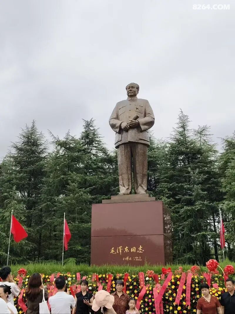 1792225935533 - 旅行杂谈 文化历史 民俗人文 交通贴士 在野 去没有天花板的地方