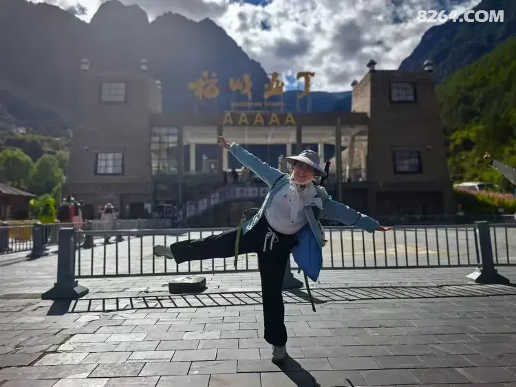 1792381294211 - 旅行杂谈 文化历史 民俗人文 交通贴士 在野 去没有天花板的地方
