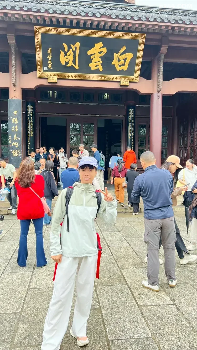 1792475454528 - 旅行杂谈 文化历史 民俗人文 交通贴士 在野 去没有天花板的地方