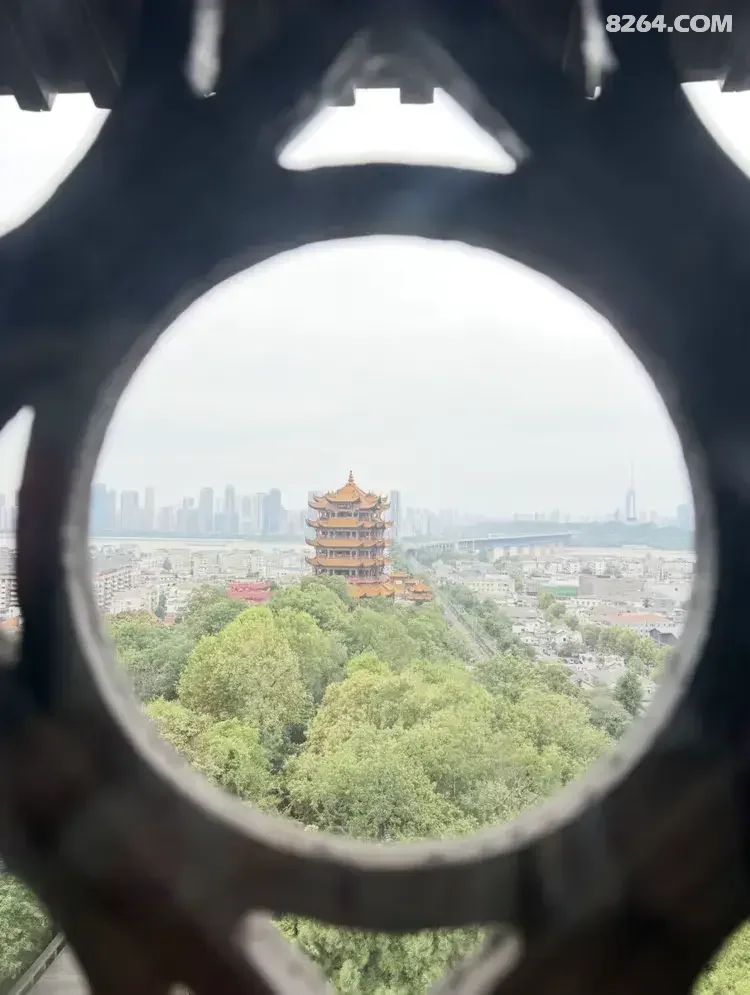 1792475454949 - 旅行杂谈 文化历史 民俗人文 交通贴士 在野 去没有天花板的地方