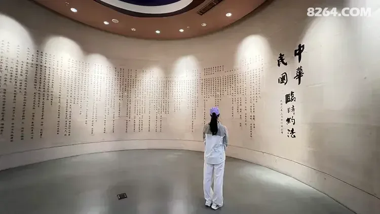 1792475460444 - 旅行杂谈 文化历史 民俗人文 交通贴士 在野 去没有天花板的地方