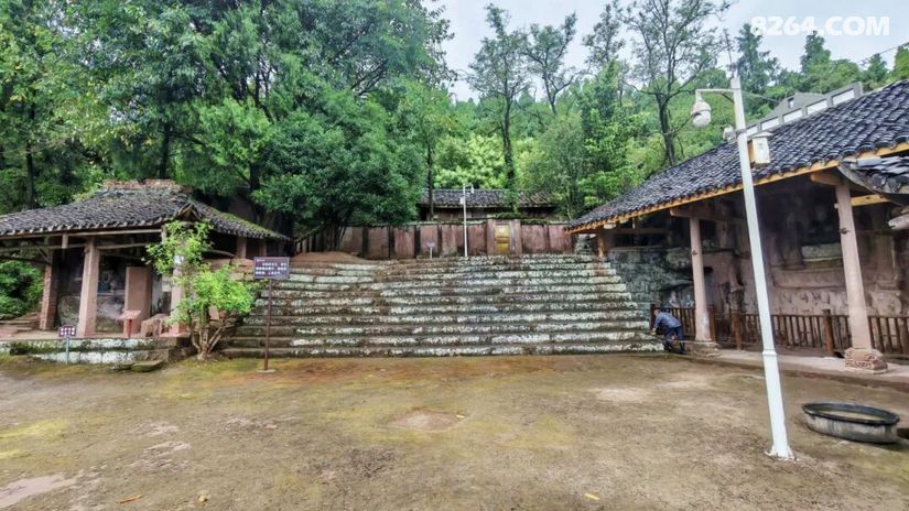 1792563245685 - 旅行杂谈 文化历史 民俗人文 交通贴士 在野 去没有天花板的地方