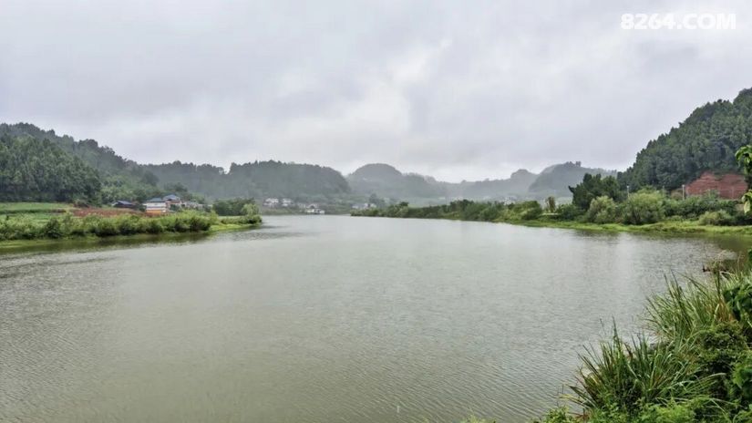 1792563269746 - 旅行杂谈 文化历史 民俗人文 交通贴士 在野 去没有天花板的地方