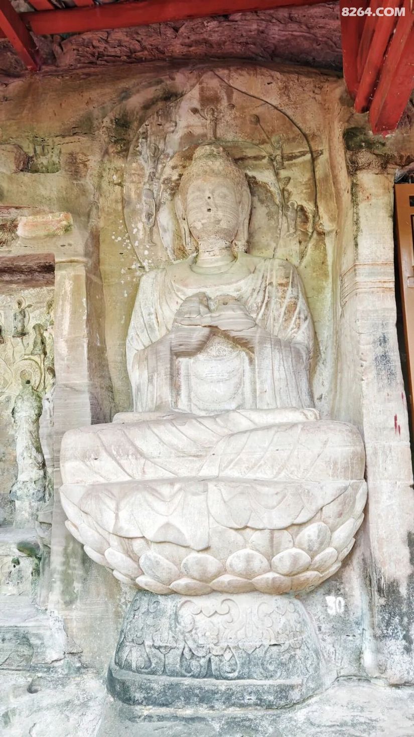 1792563275121 - 旅行杂谈 文化历史 民俗人文 交通贴士 在野 去没有天花板的地方