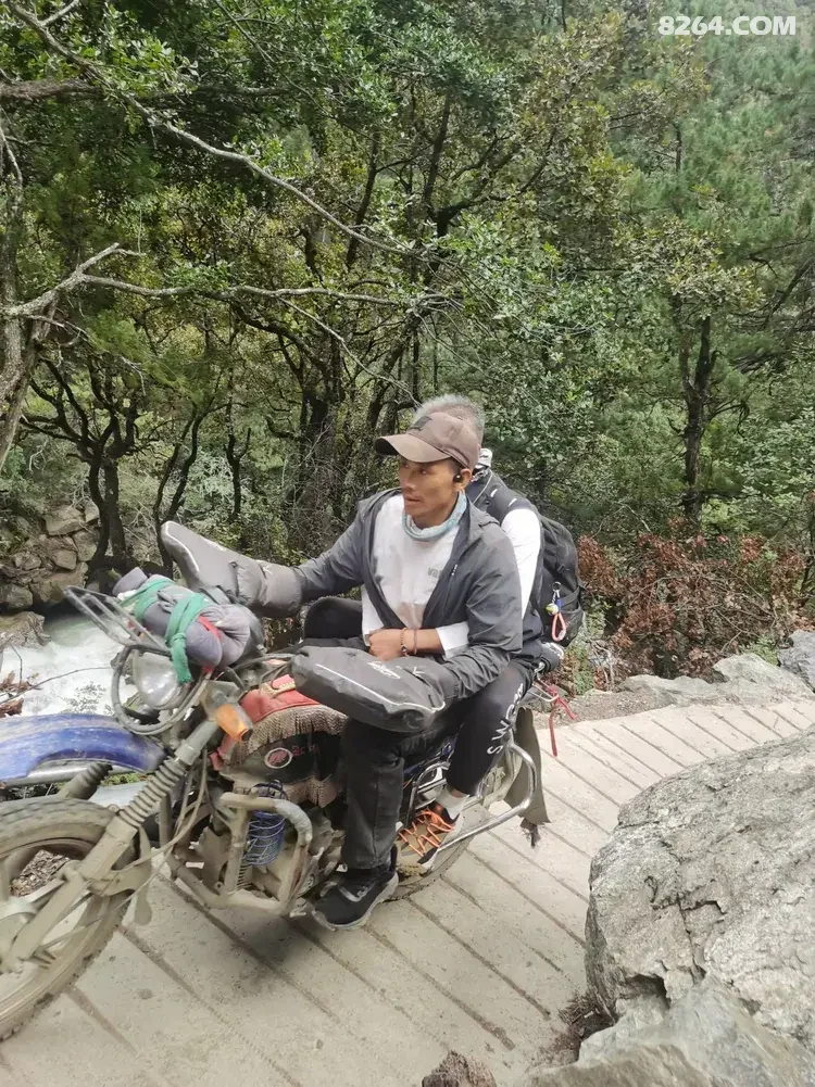 1792567448578 - 旅行杂谈 文化历史 民俗人文 交通贴士 在野 去没有天花板的地方