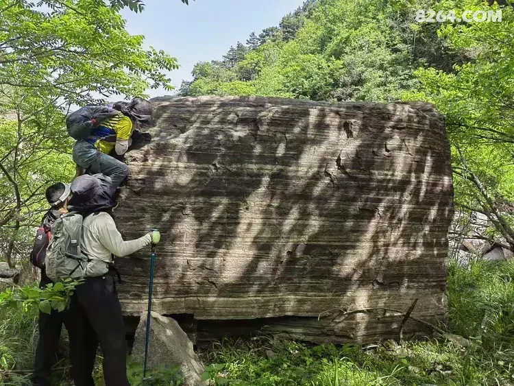 1792650306315 - 徒步登山 穿越攀岩 雪山步道 户外路线 在野 去没有天花板的地方