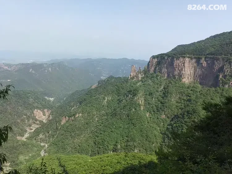1792650311300 - 徒步登山 穿越攀岩 雪山步道 户外路线 在野 去没有天花板的地方