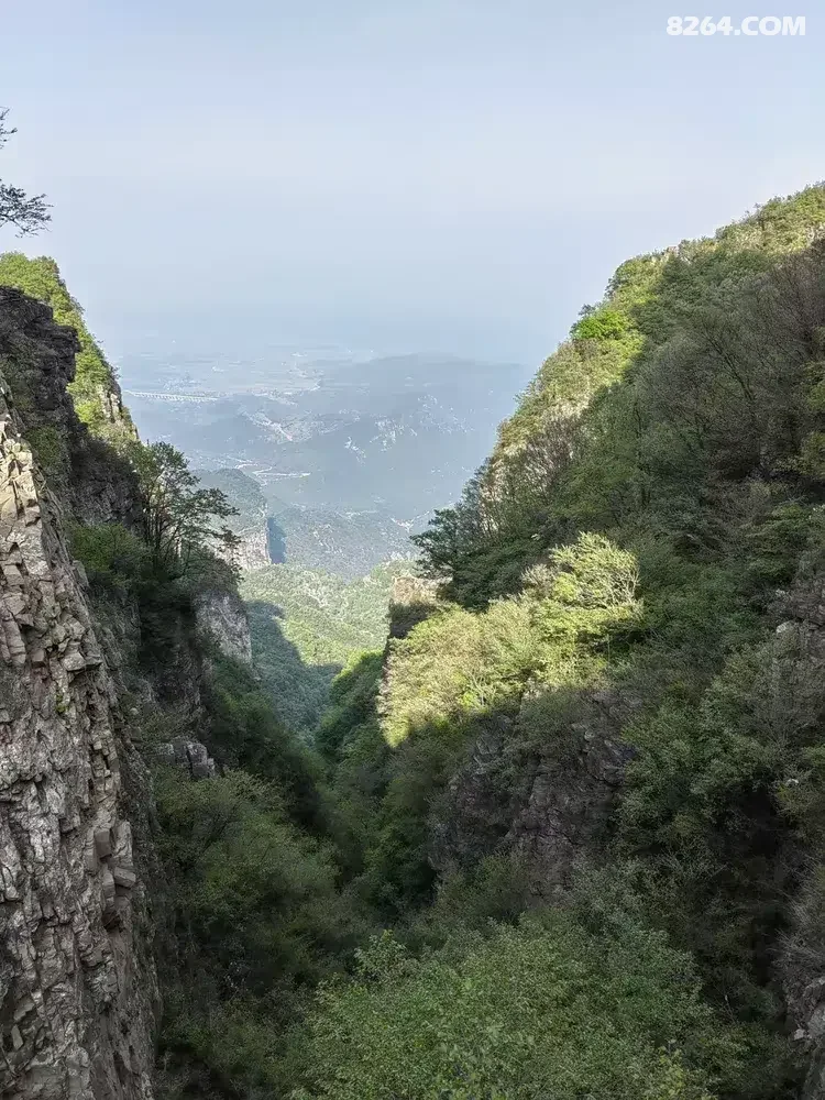 1792650314413 - 徒步登山 穿越攀岩 雪山步道 户外路线 在野 去没有天花板的地方