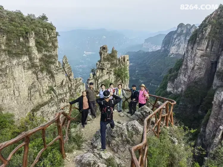 1792650319477 - 徒步登山 穿越攀岩 雪山步道 户外路线 在野 去没有天花板的地方
