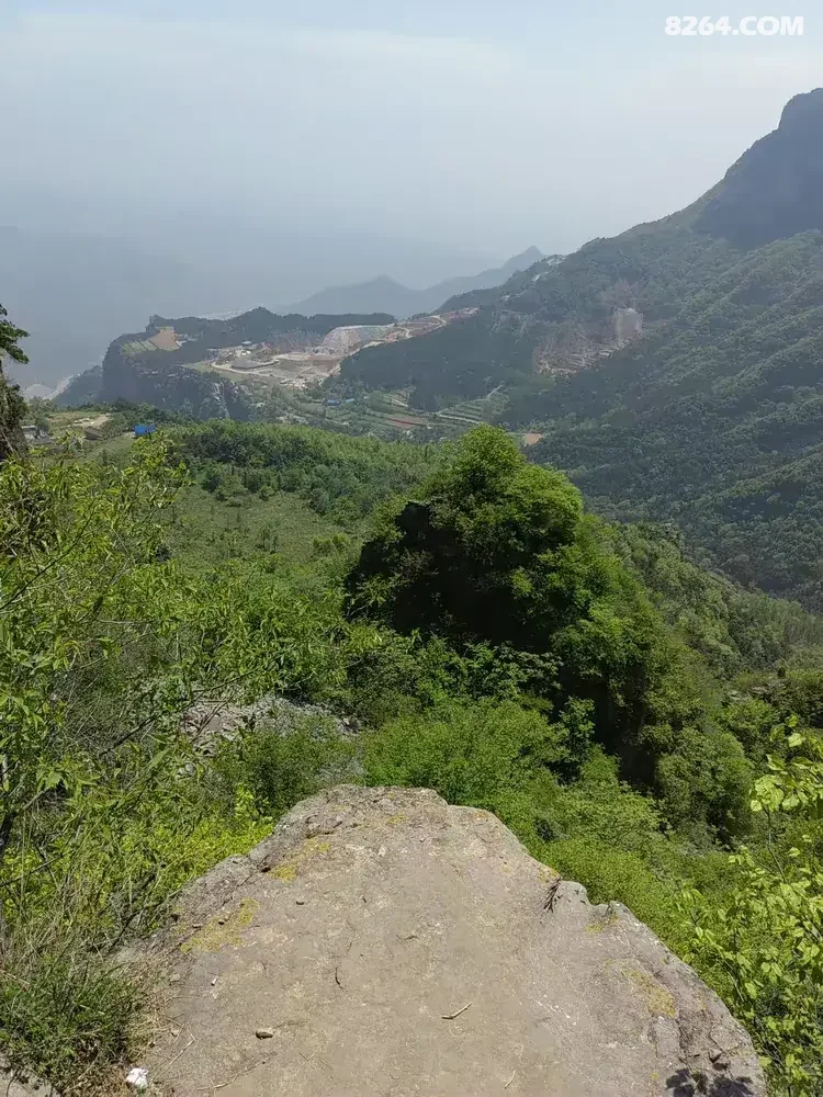 1792650330668 - 徒步登山 穿越攀岩 雪山步道 户外路线 在野 去没有天花板的地方
