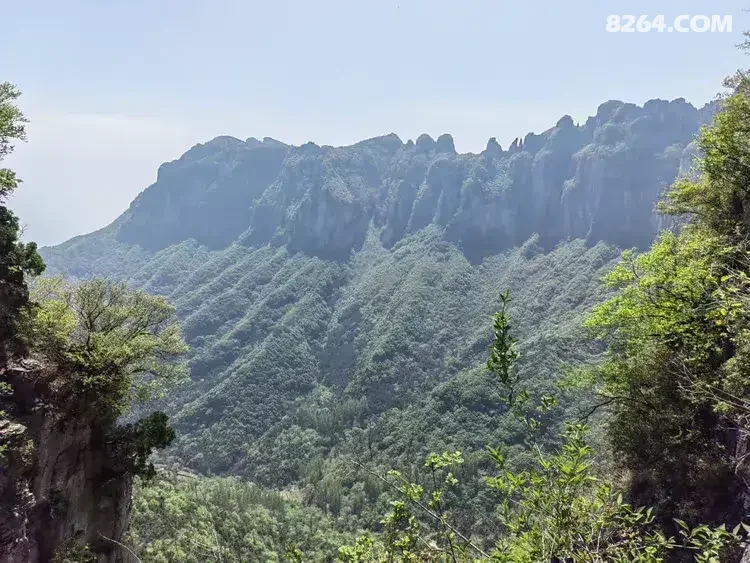 1792650331817 - 徒步登山 穿越攀岩 雪山步道 户外路线 在野 去没有天花板的地方