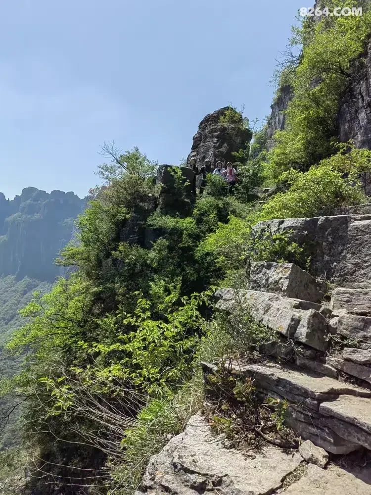 1792650332548 - 徒步登山 穿越攀岩 雪山步道 户外路线 在野 去没有天花板的地方