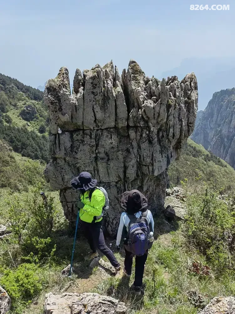1792650335821 - 徒步登山 穿越攀岩 雪山步道 户外路线 在野 去没有天花板的地方