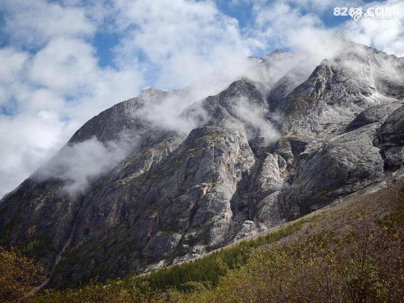 1793071079998 - 徒步登山 穿越攀岩 雪山步道 户外路线 在野 去没有天花板的地方
