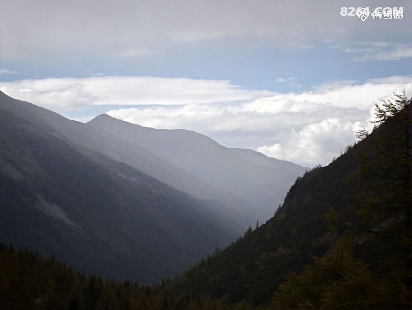 1793071093118 - 徒步登山 穿越攀岩 雪山步道 户外路线 在野 去没有天花板的地方