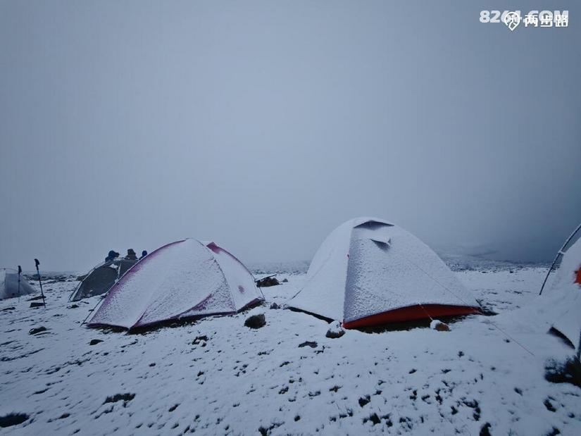 1793071101138 - 徒步登山 穿越攀岩 雪山步道 户外路线 在野 去没有天花板的地方