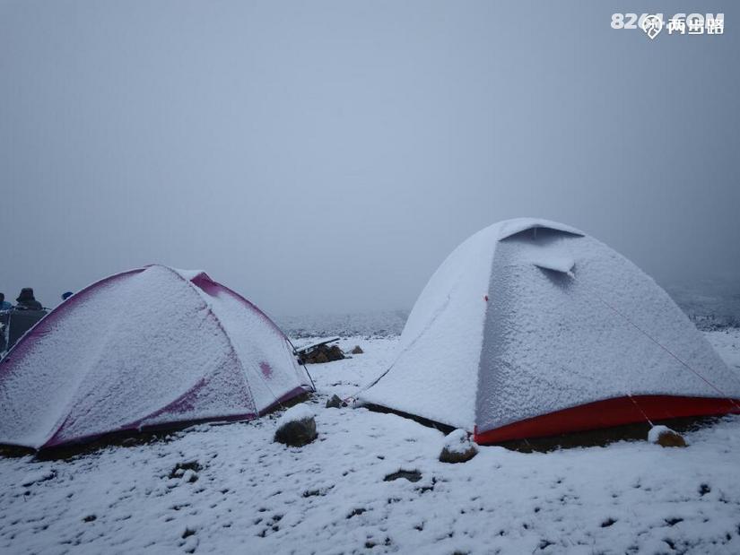 1793071101930 - 徒步登山 穿越攀岩 雪山步道 户外路线 在野 去没有天花板的地方