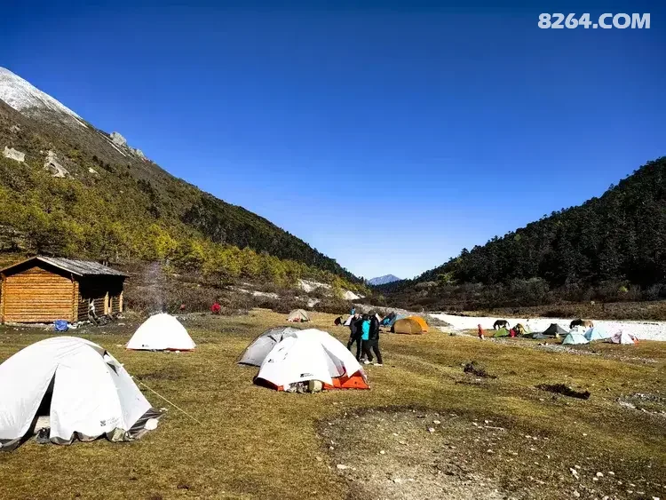 1793167916170 - 旅行杂谈 文化历史 民俗人文 交通贴士 在野 去没有天花板的地方
